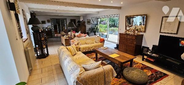 Propriété en pierres apparentes.