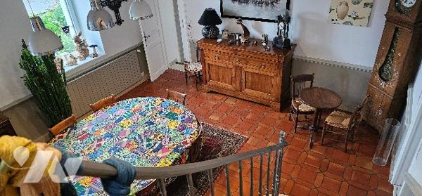 Propriété en pierres apparentes.