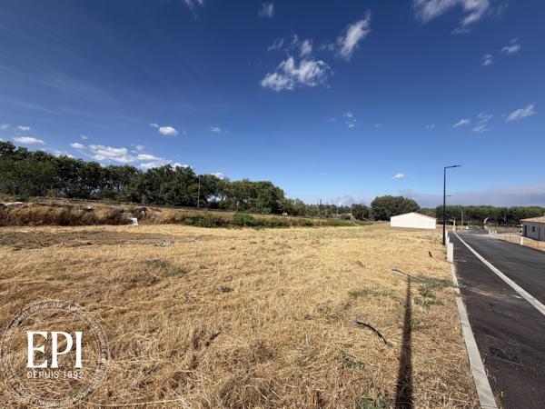 Floure – 8 terrains à bâtir viabilisés disponibles dès 30 760 € | Cadre de vie privilégié au cœur de la Montag
