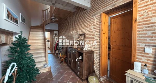 À vendre Maison 5 pièces 202 m² - Lamagistère 82360