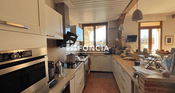 À vendre Maison 5 pièces 202 m² - Lamagistère 82360