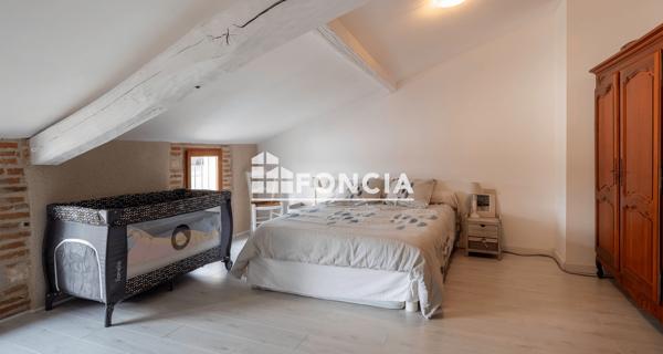 À vendre Maison 5 pièces 202 m² - Lamagistère 82360