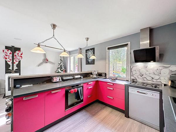 Maison Manosque 3 chambres , quartier recherché