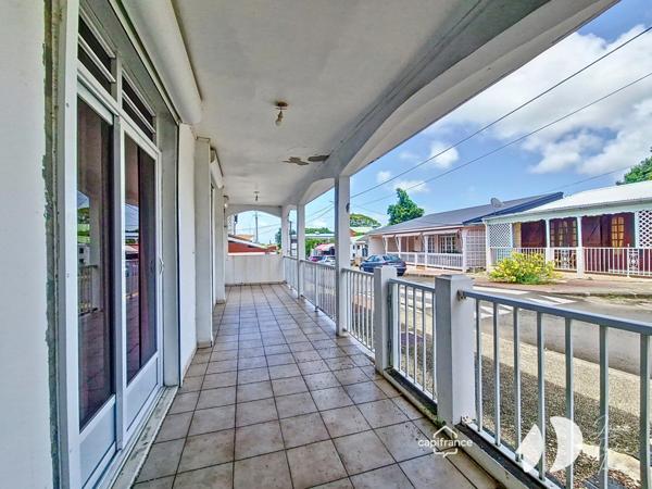 Maison à vendre 9 pièces, 6 chambres - ANSE BERTRAND (971)