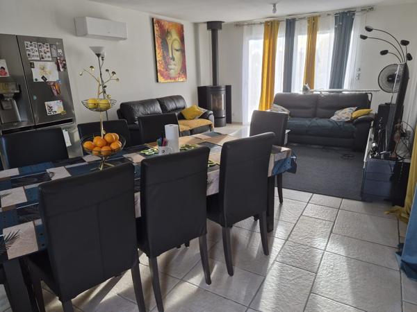 Maison contemporaine de plain-pied 80 m2– 3 chambres – Terrain 976 m² – Calme & proximité des commodités