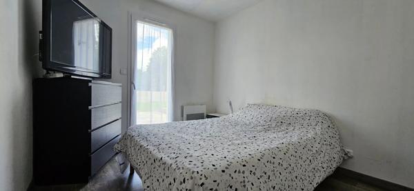 Maison contemporaine de plain-pied 80 m2– 3 chambres – Terrain 976 m² – Calme & proximité des commodités