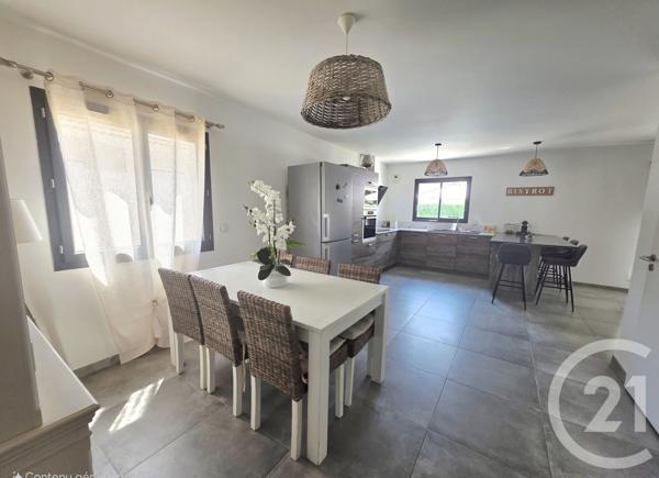 Maison à vendre  4 pièces - 98 m 2   ISTRES  - 13