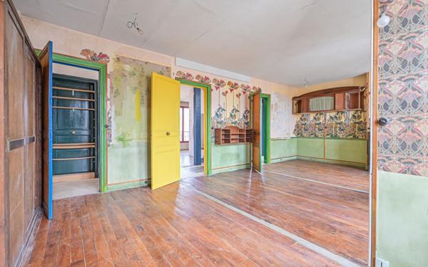 Appartement à vendre    5 pièces • 112,02 m2 Paris 11