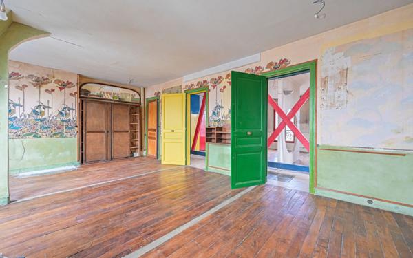 Appartement à vendre    5 pièces • 112,02 m2 Paris 11