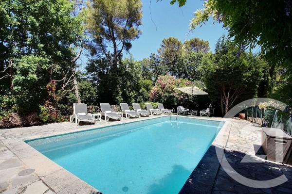 Maison à vendre  8 pièces - 196,05 m 2   VALBONNE  - 06