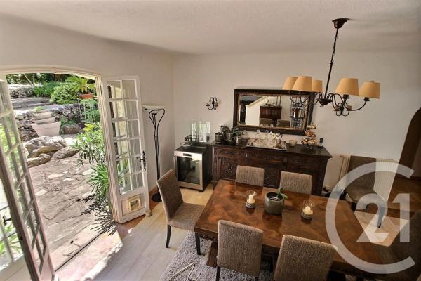 Maison à vendre  8 pièces - 196,05 m 2   VALBONNE  - 06