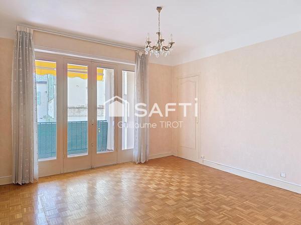 Appartement centre-ville avec ascenseur et balcon