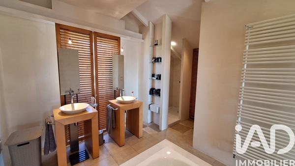 Maison à vendre 9 pièces 271 m² Cahors