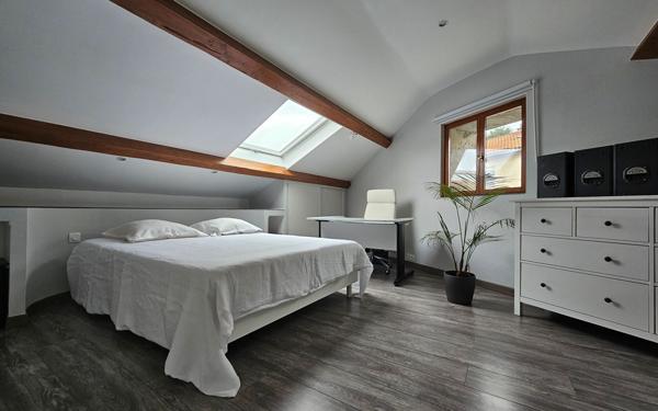 Maison à vendre    5 pièces •  Saint-Étienne