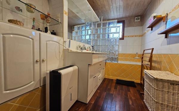 Maison à vendre    5 pièces •  Saint-Étienne