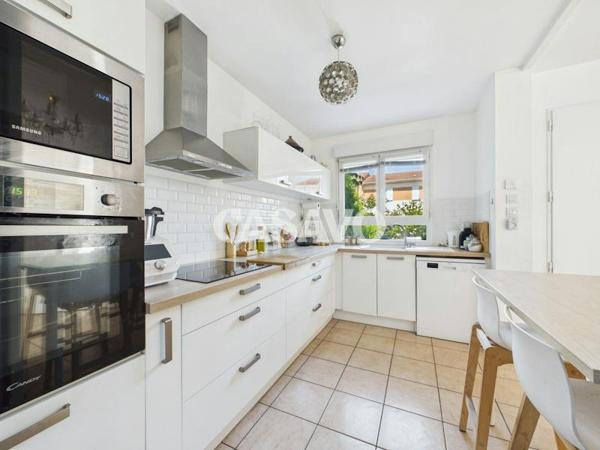 Vente Maison 5 pièces de 89m² - 69200 Vénissieux