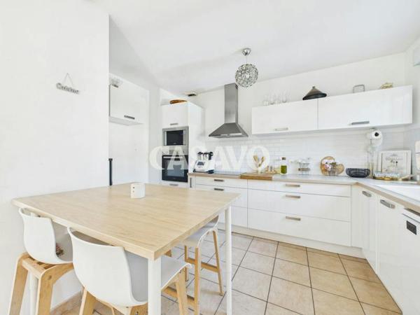 Vente Maison 5 pièces de 89m² - 69200 Vénissieux