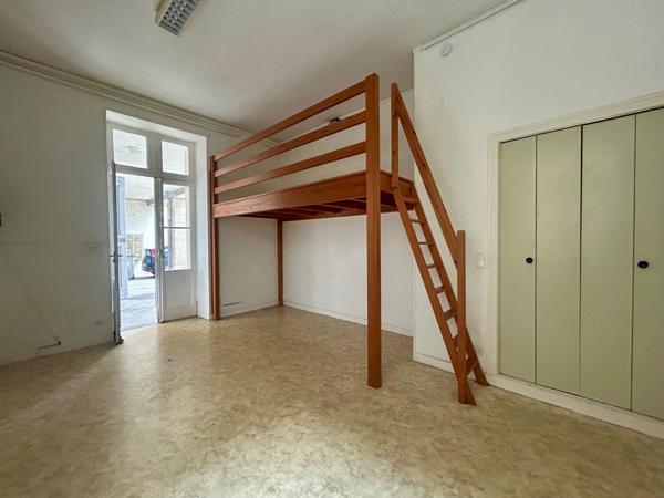 STUDIO - POITIERS PREFECTURE Poitiers (86000)