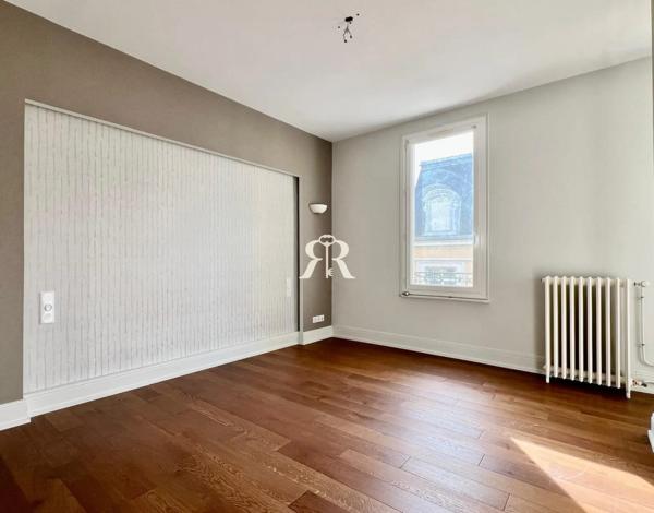 Vente Maison à Vichy - 8 pièces, 170 m² | Raymond immobilier