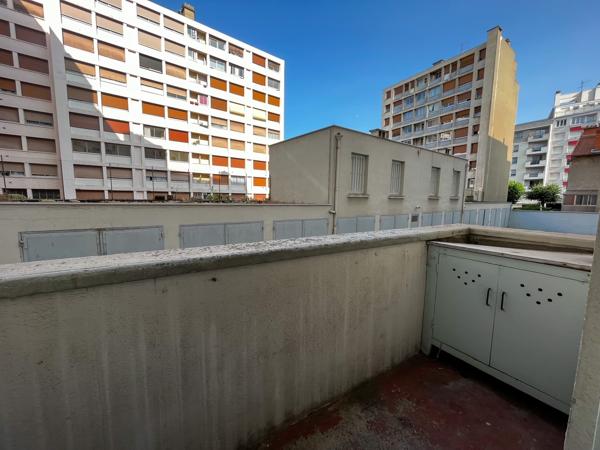 APPARTEMENT T2 BIS DE 77M²