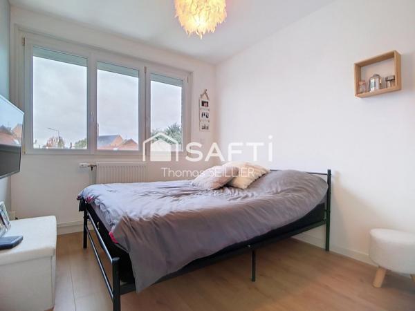 Charmante maison bel-étage rénovée – Quartier prisé du Bourg à Hem