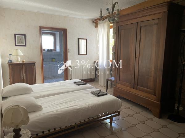 Maison 7 pièce(s) 5 chambre(s) 200 m²