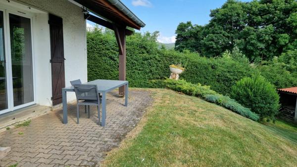 Riotord 43220 Maison PLAIN-PIED rénovée en 2021 95,33m² 2 chambres 2 garages sur 1500m² de terrain