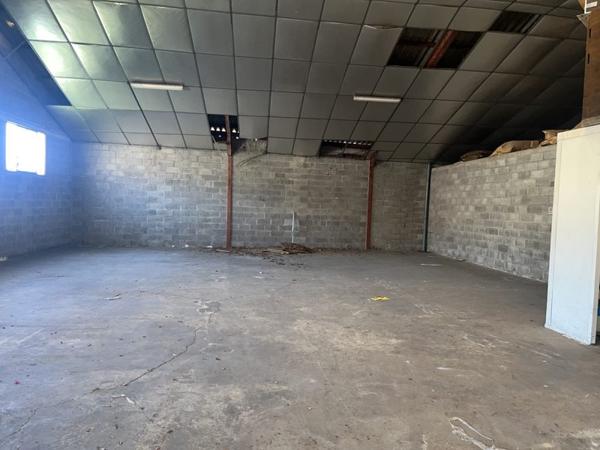 Immeuble à vendre 129 600 € Decazeville 1 200 m² DPE