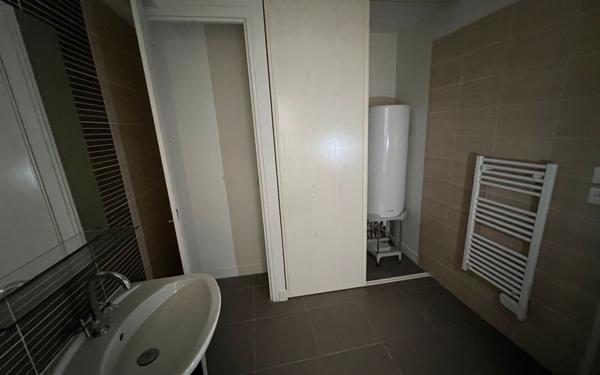 Appartement à vendre    2 pièces • 55,61 m2 Avignon