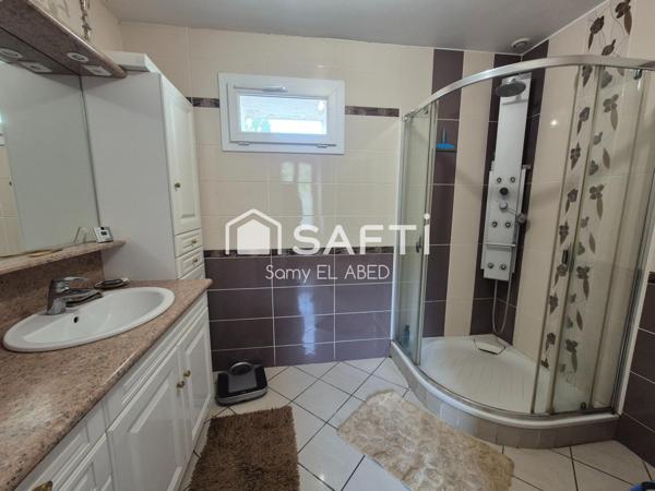 Maison en pierre entièrement renovée