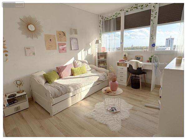 Appartement à vendre à Angers dans le Maine-et-Loire (49100), ref : 49014-1785   
Montaigne-Larévellière