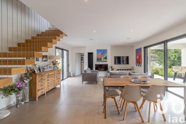 Maison à vendre 6 pièces 200 m² Grimaud