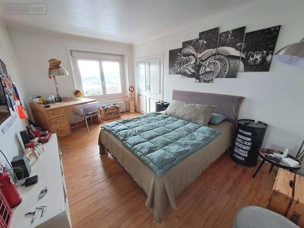 Maison à vendre à Saint-Flour dans le Cantal (15100), ref : 044/1114