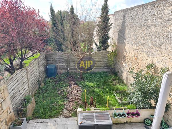 Location maison Rochefort : 1 200 € - AJP Immobilier Rochefort