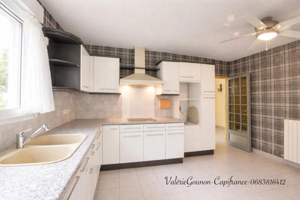 Maison à vendre 5 pièces JUVIGNAC (34),4 Chambres,130 m2, Terrain 645m2, Jardin,Sous-Sol total-Garage double-Piscine