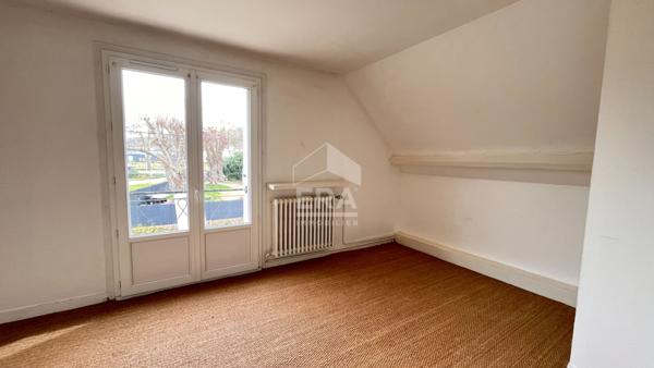 Maison Arcisses 7 pièce(s) 145 m2