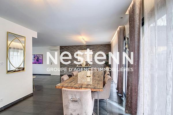 Grande Maison Ultra moderne Moderne de 2014 T6 avec 3 chambres Garage Centre Mediathèque- 69500 BRON