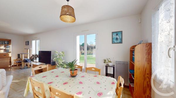 Maison à vendre  5 pièces - 111,37 m2 ST VINCENT SUR JARD - 85