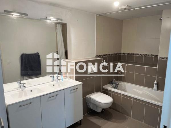 Location Appartement 3 pièces 72.5 m² - 164 ALLÉE PROMENADE DES BORDS Aix Les Bains 73100