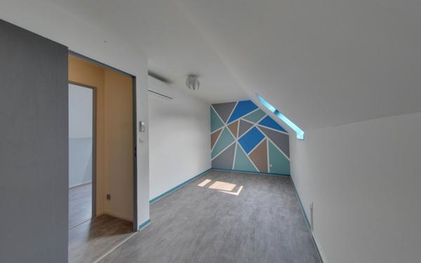 Maison à vendre    4 pièces • 100 m2 Le Blanc-Mesnil