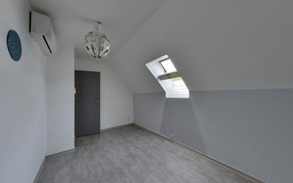 Maison à vendre    4 pièces • 100 m2 Le Blanc-Mesnil