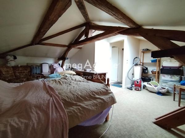 Maison à CHANTONNAY, 85110 - 12 pièces 247m²