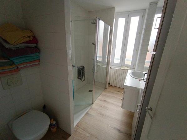 Maison à CHANTONNAY, 85110 - 12 pièces 247m²