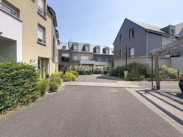 Appartement duplex T3 à vendre à Saint-Lunaire avec balcon, parking et à deux pas de la mer