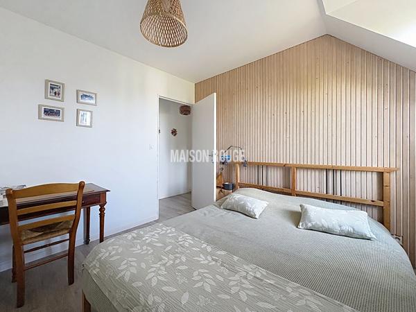 Appartement duplex T3 à vendre à Saint-Lunaire avec balcon, parking et à deux pas de la mer