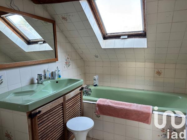 Maison de village 4 pièces de 115 m² à Forges-les-Bains (91470)