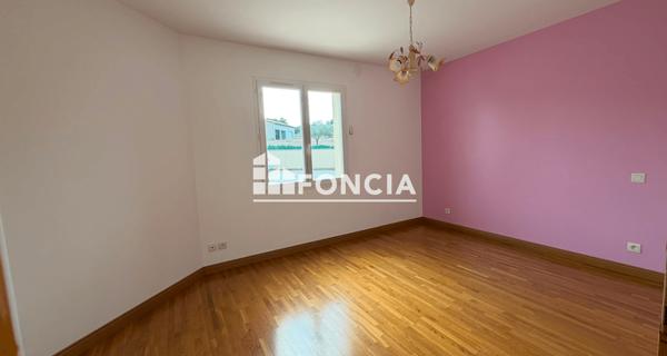 À vendre Maison 8 pièces 222 m² - Cahors 46000