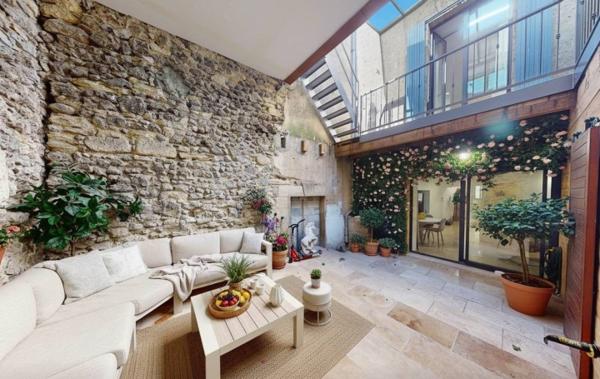 Vente Maison de village Entièrement rénovée avec goût rénové(e) Bessan