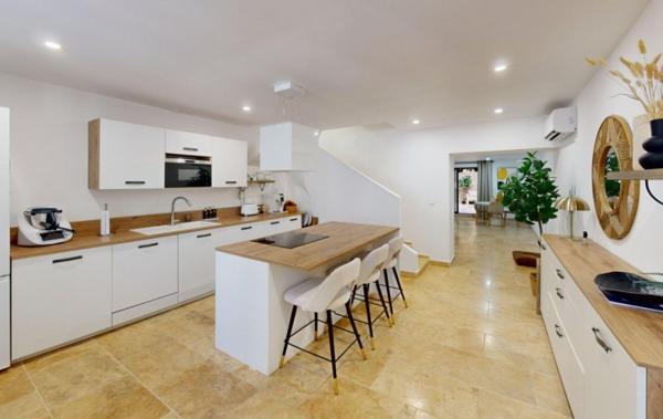 Vente Maison de village Entièrement rénovée avec goût rénové(e) Bessan