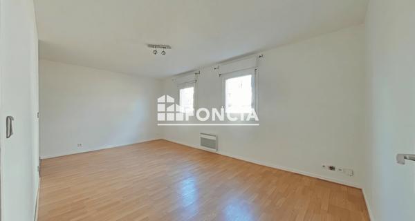 Location Studio 30.35 m² - Livry-gargan 93190